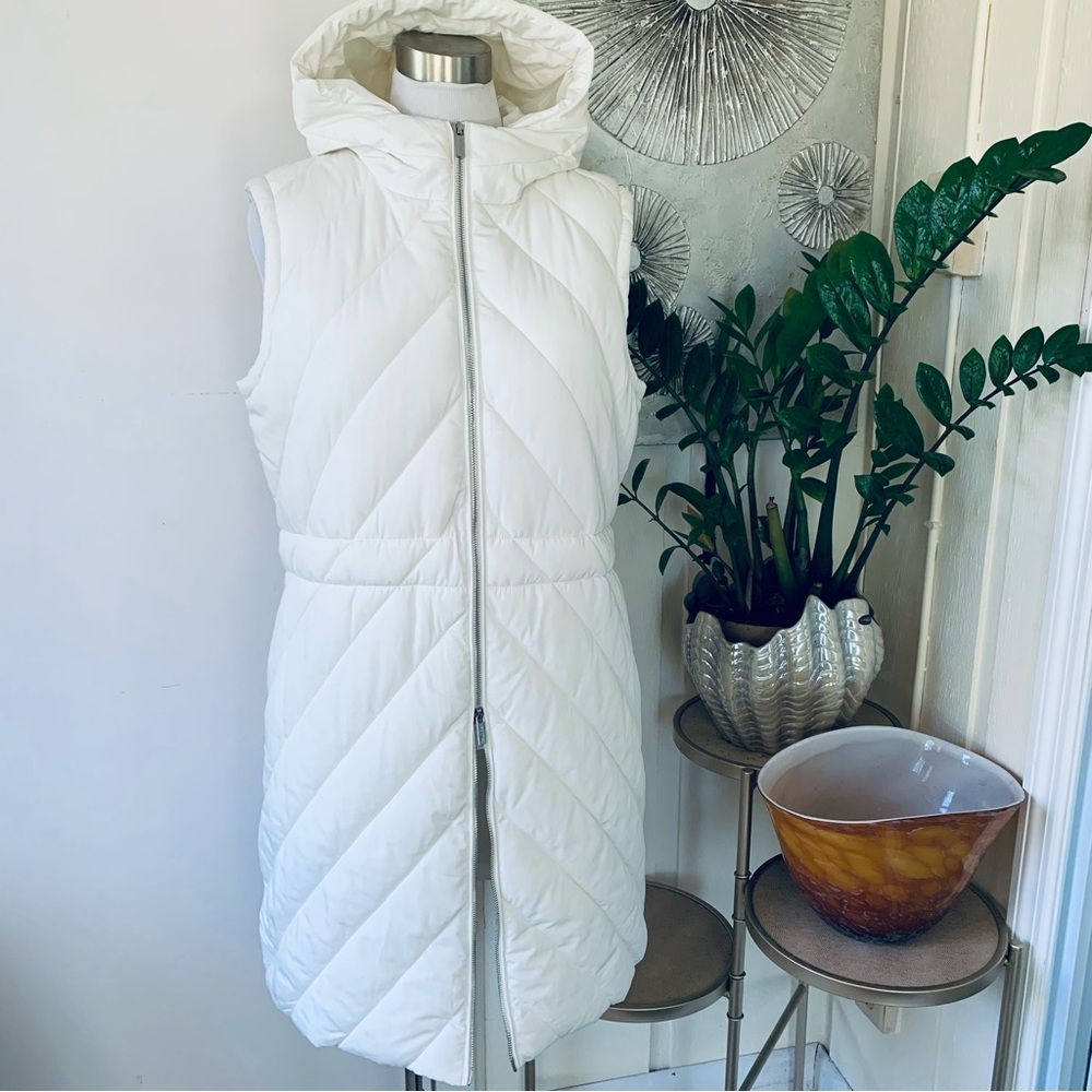 NWT $129 Calvin Klein hooded cream sleeveless coat/ long west size L